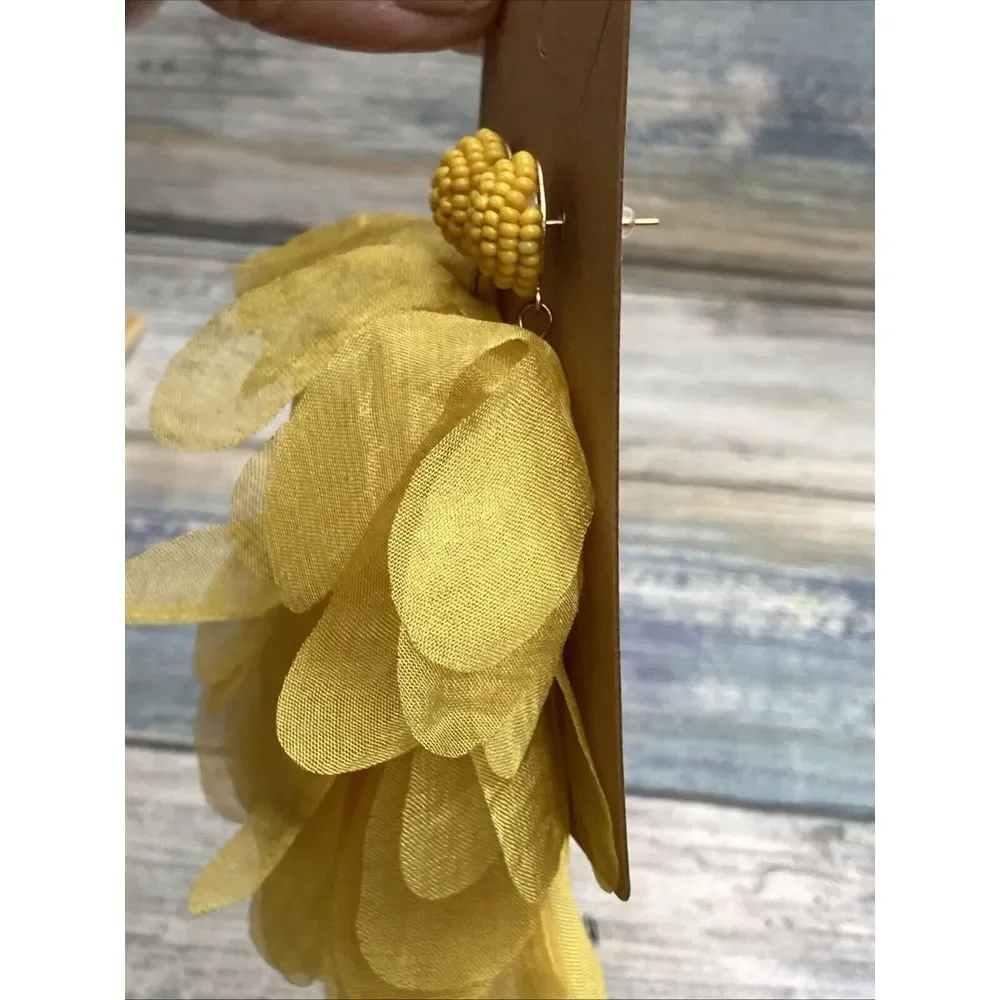 Yellow Breeze Flow Earrings Drop Dangle White Beads 3.5